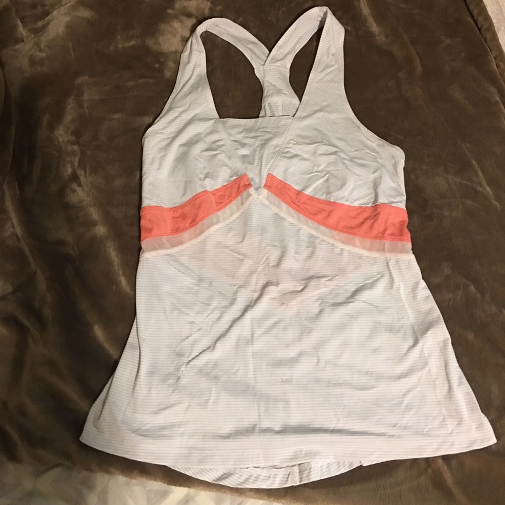 Lululemon top